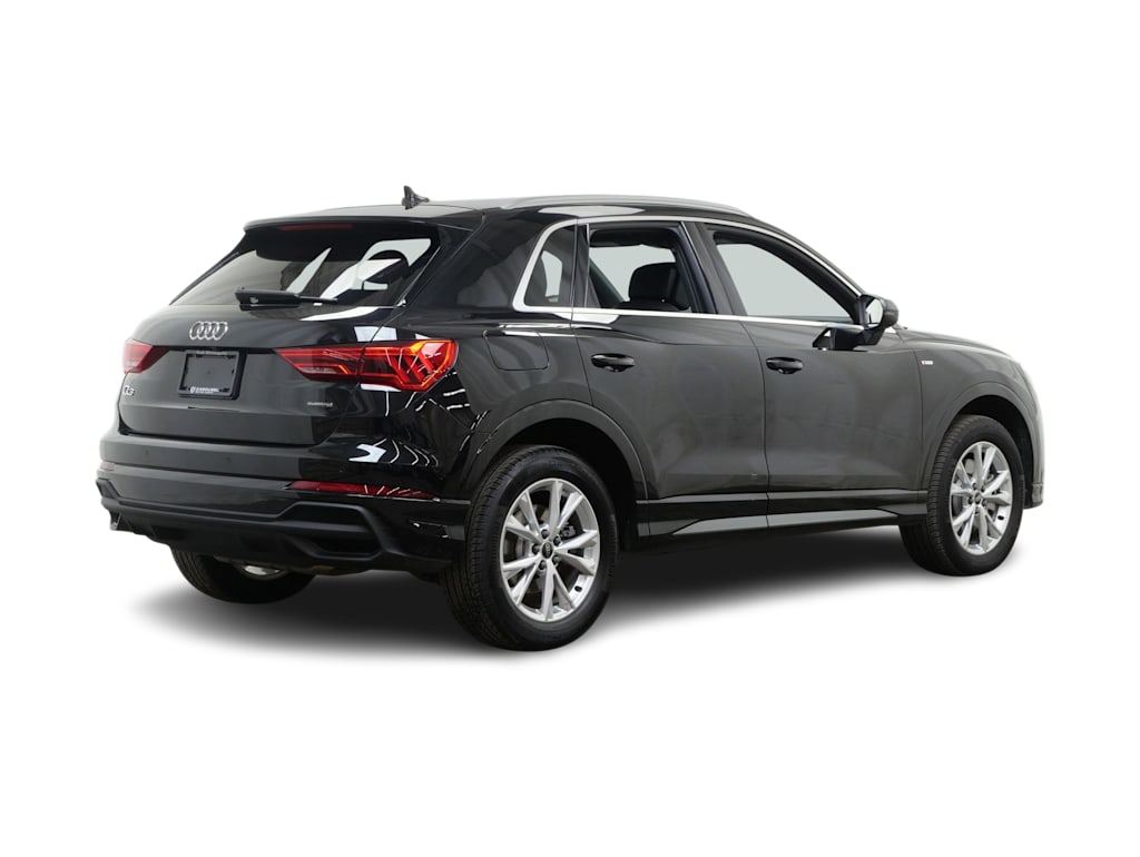 Thumbnail: 2025 Audi Q3 - 13