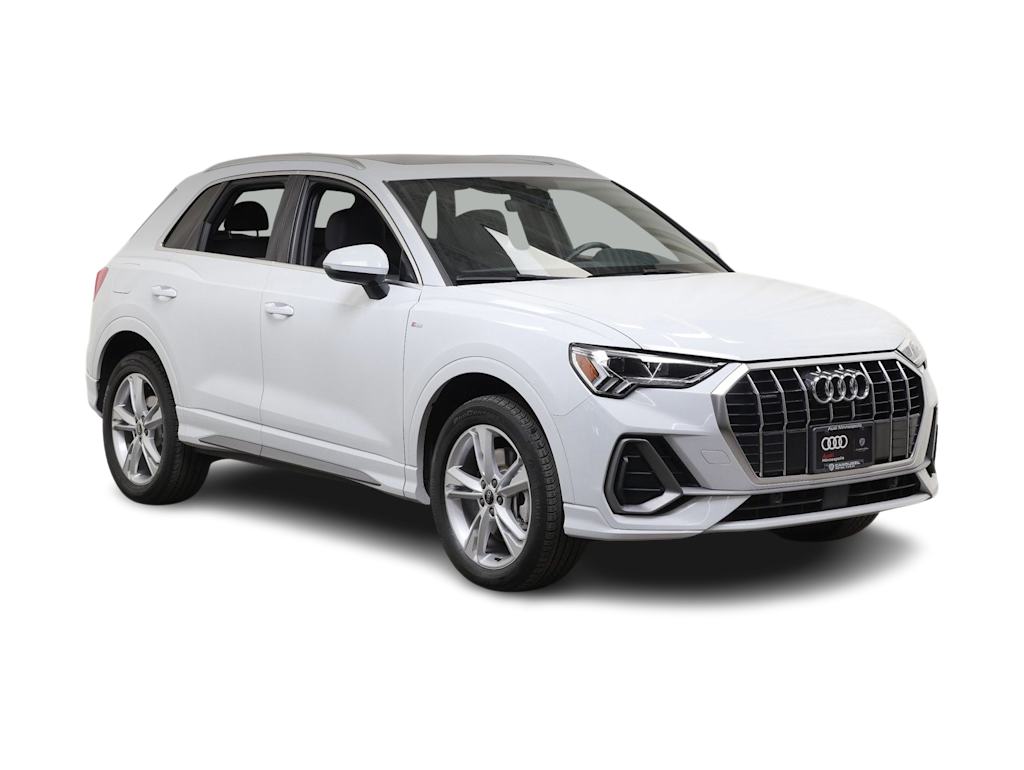 Thumbnail: 2023 Audi Q3 - 13