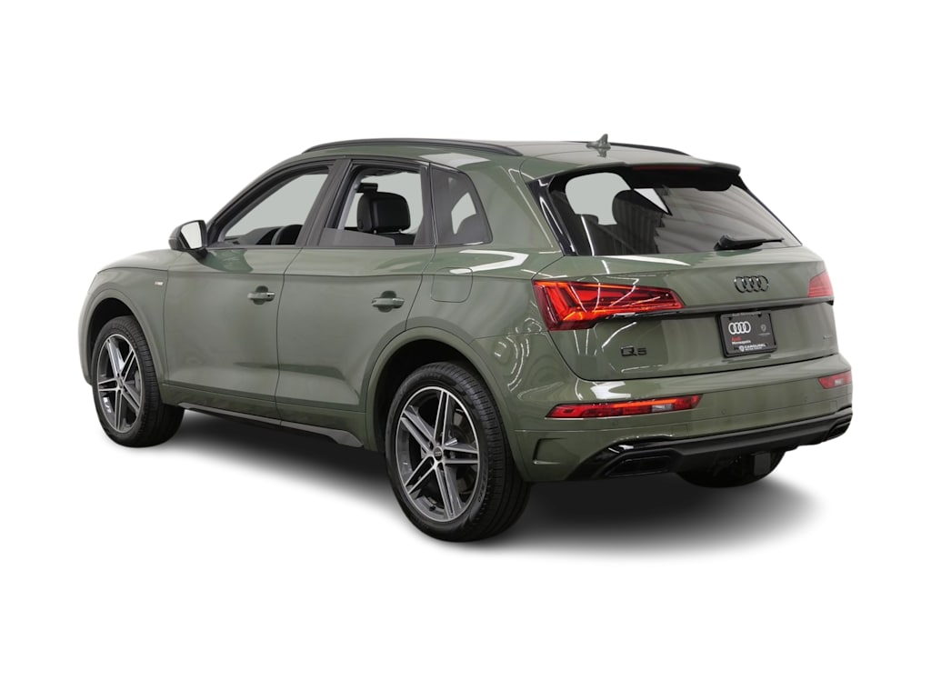 Thumbnail: 2023 Audi Q5 - 4