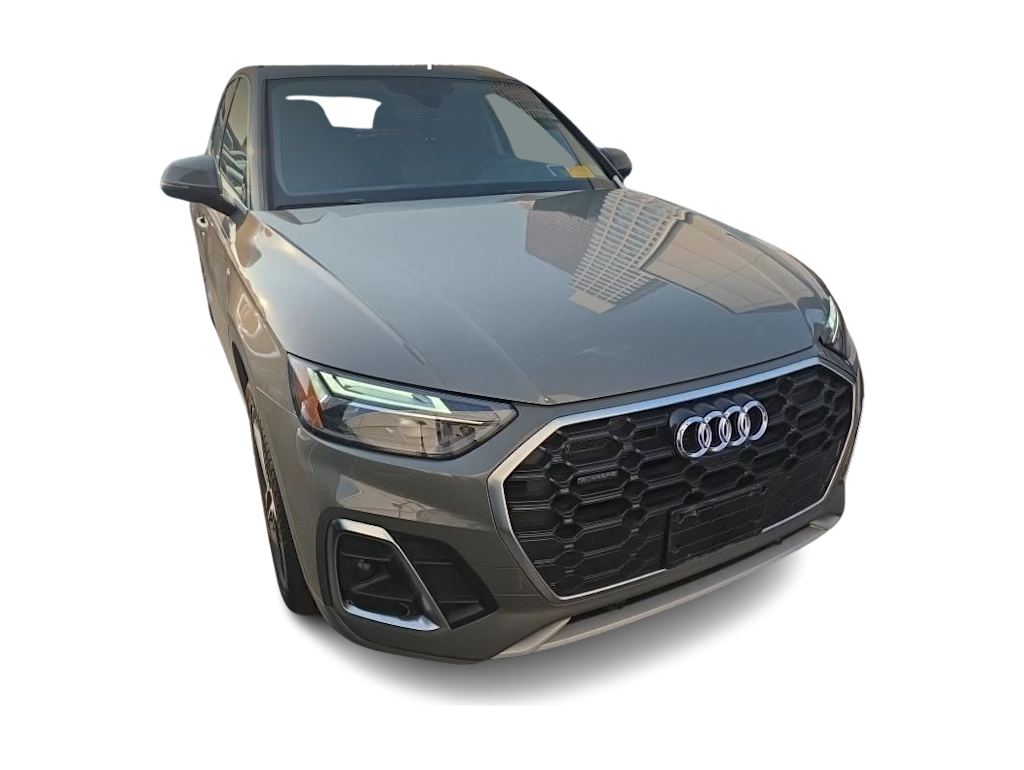 Thumbnail: 2023 Audi Q5 - 10