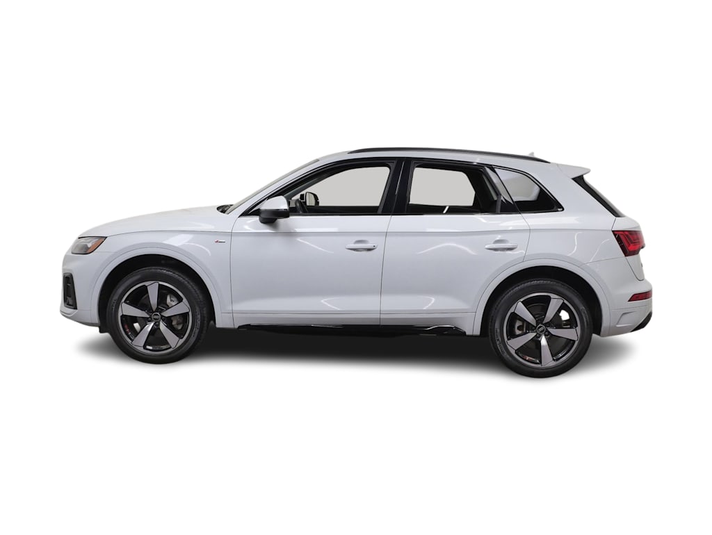 Thumbnail: 2023 Audi Q5 - 3