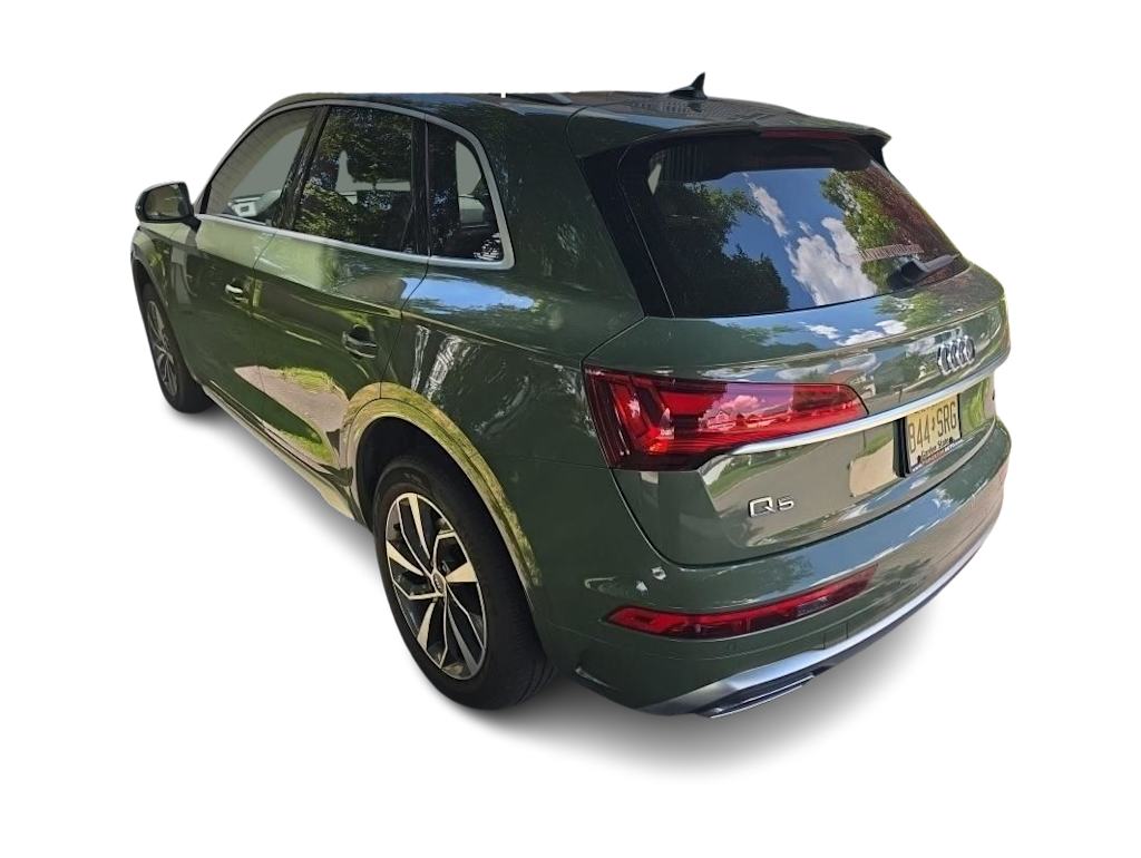 Thumbnail: 2023 Audi Q5 - 3