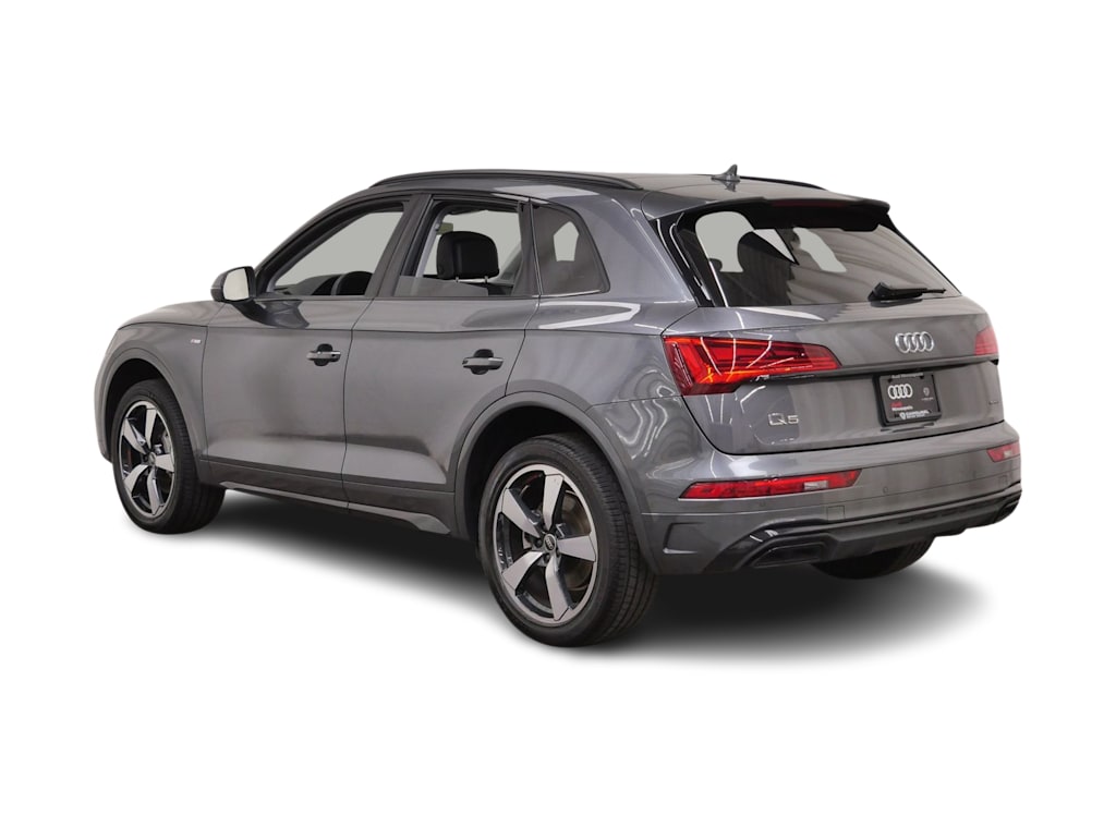 Thumbnail: 2023 Audi Q5 - 4