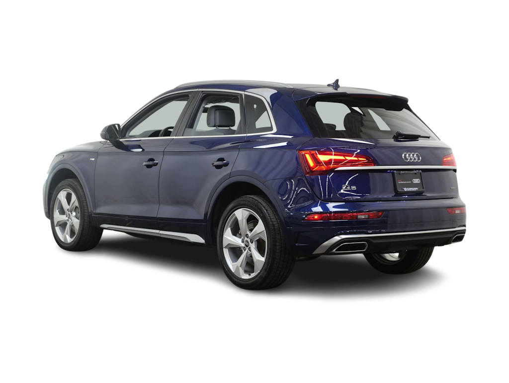 Thumbnail: 2022 Audi Q5 - 4