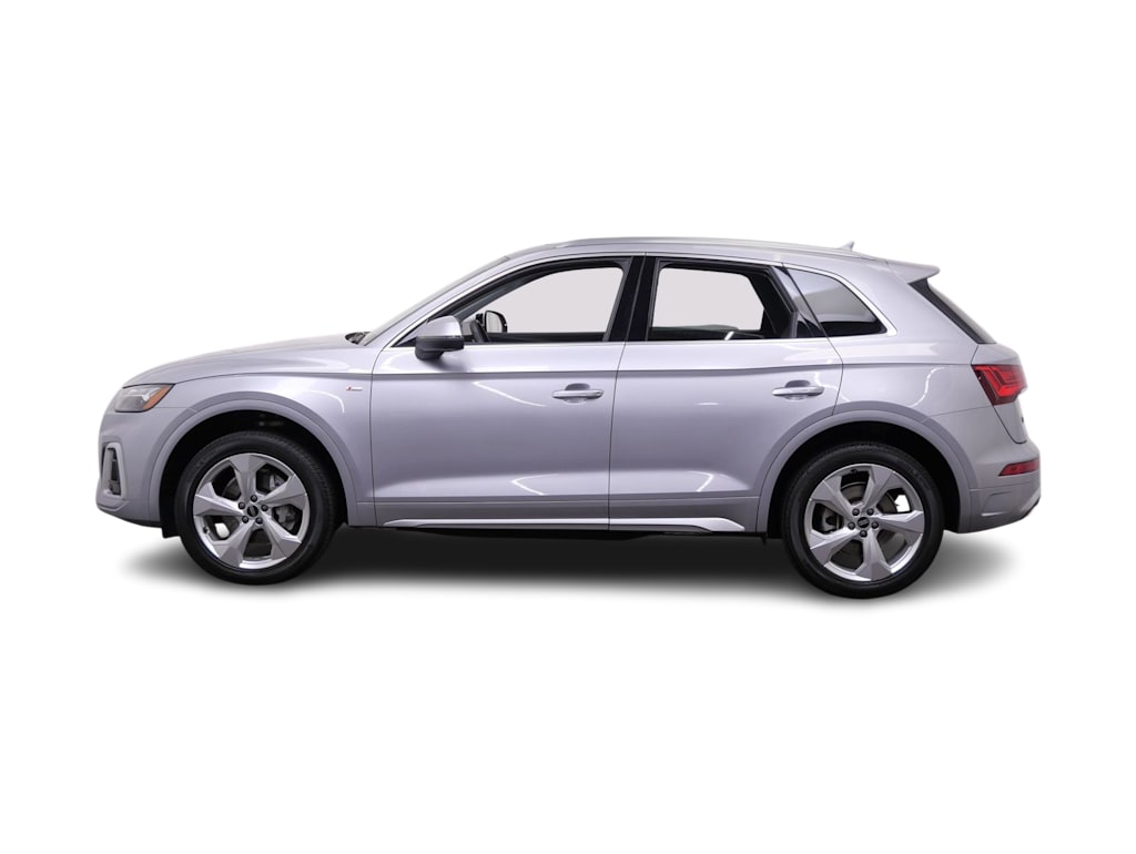 Thumbnail: 2022 Audi Q5 - 3