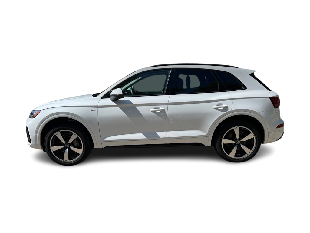 Thumbnail: 2023 Audi Q5 - 3