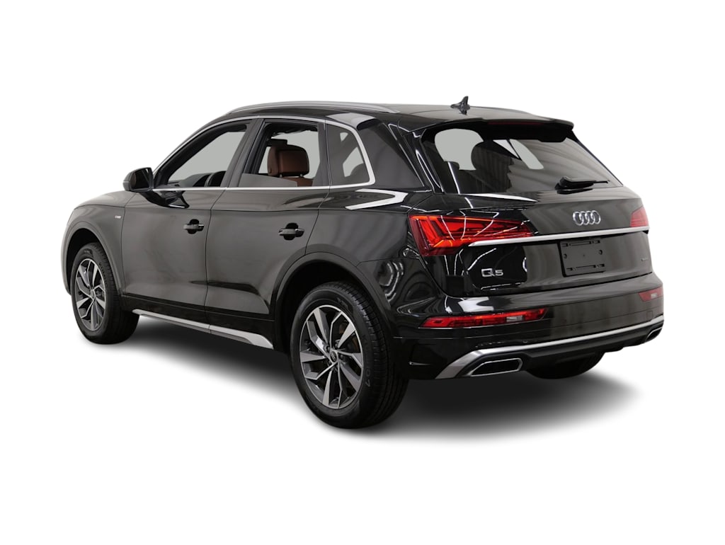 Thumbnail: 2023 Audi Q5 - 4