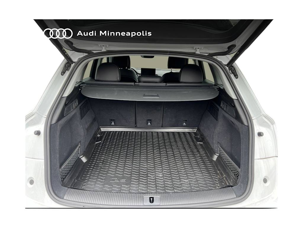 Thumbnail: 2023 Audi Q5 - 11