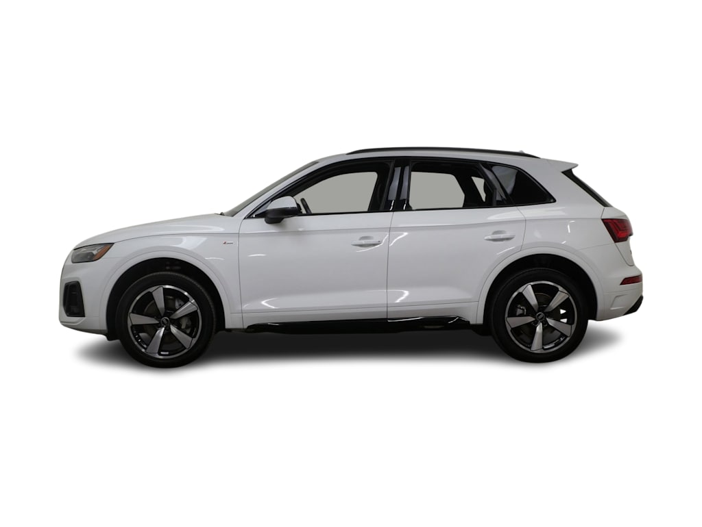 Thumbnail: 2023 Audi Q5 - 3