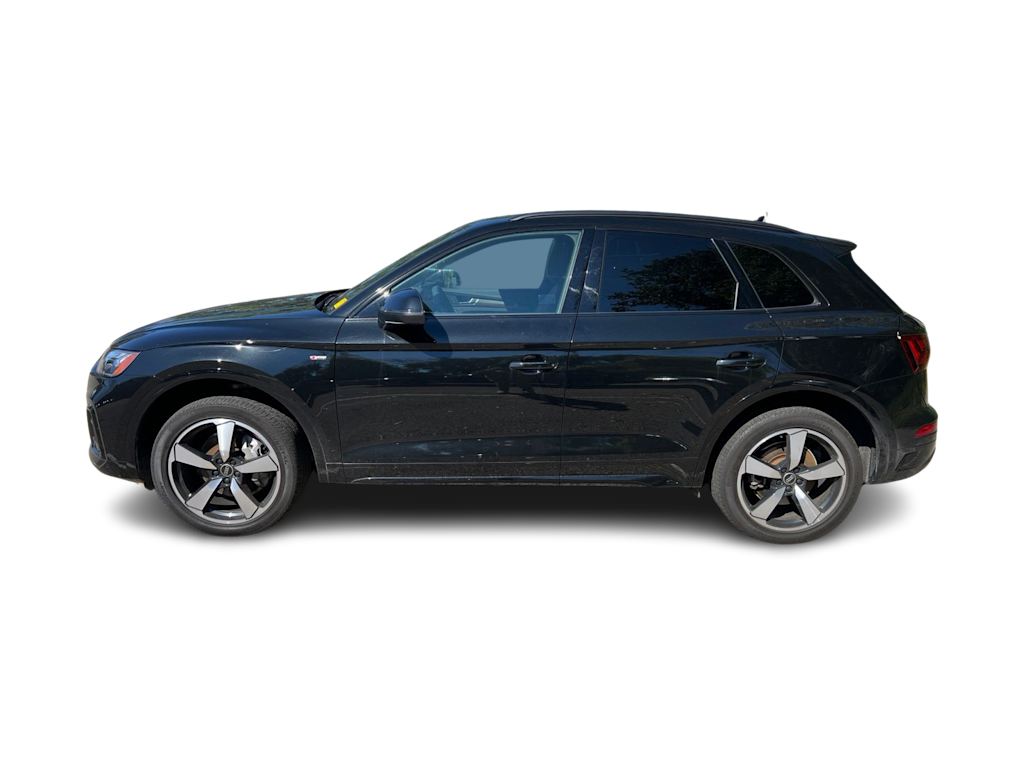 Thumbnail: 2023 Audi Q5 - 3