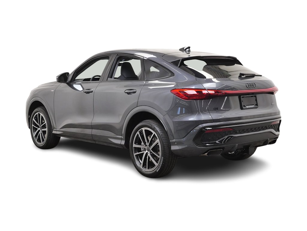 Thumbnail: 2026 Audi Q5 - 4