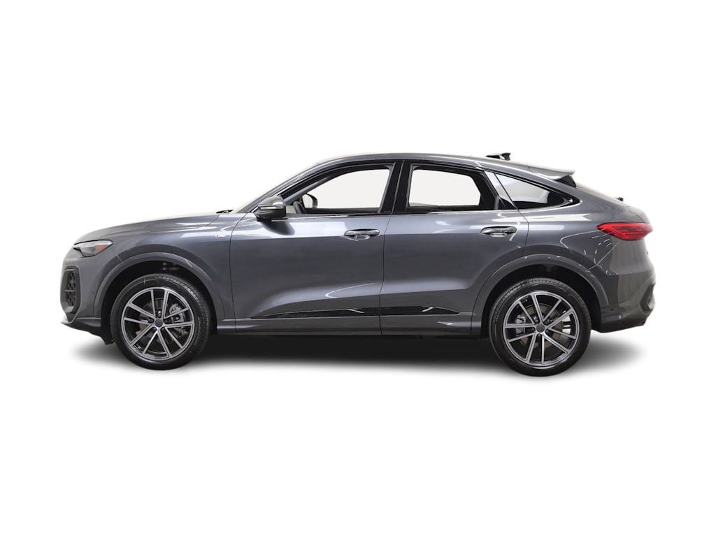 Thumbnail: 2026 Audi Q5 - 3