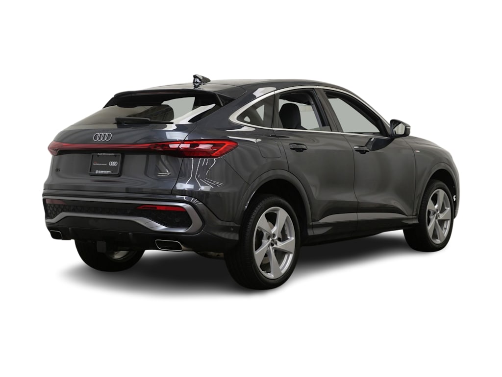 Thumbnail: 2025 Audi Q5 - 12