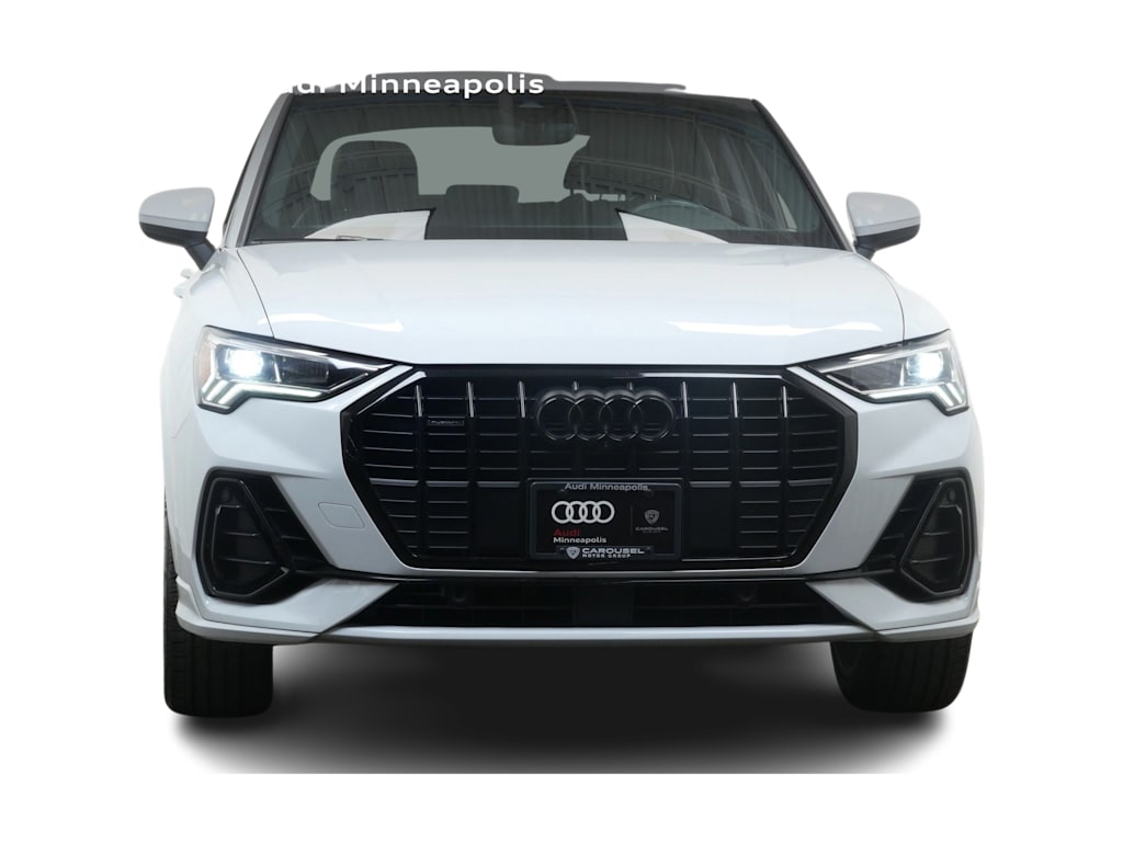 Thumbnail: 2022 Audi Q3 - 6