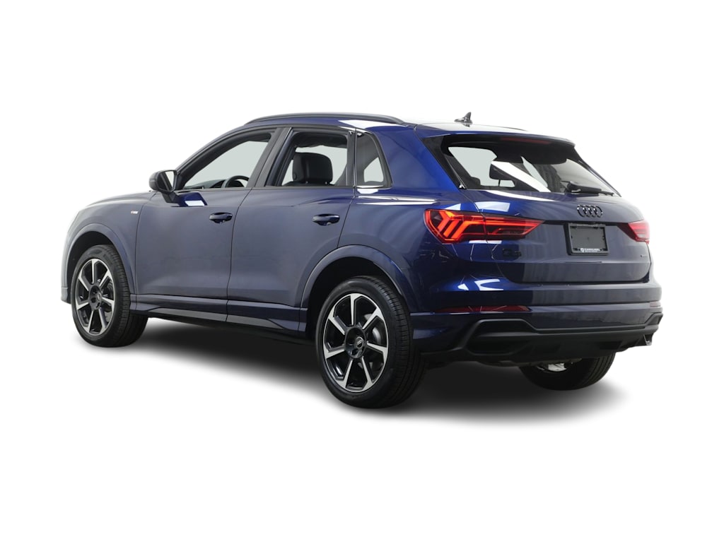 Thumbnail: 2025 Audi Q3 - 4