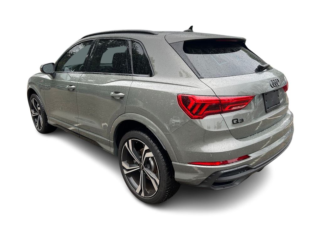 Thumbnail: 2024 Audi Q3 - 4