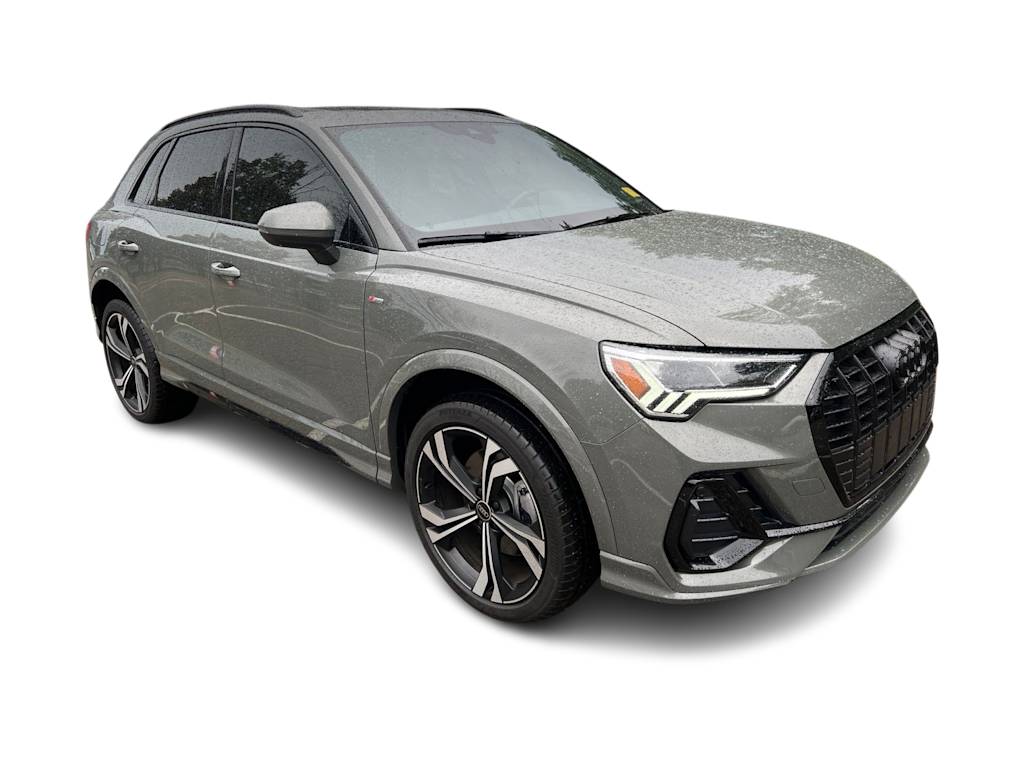 Thumbnail: 2024 Audi Q3 - 12