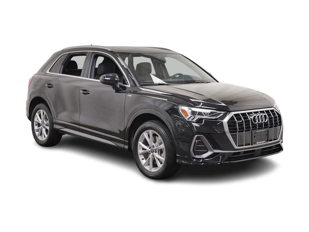 Thumbnail: 2022 Audi Q3 - 13