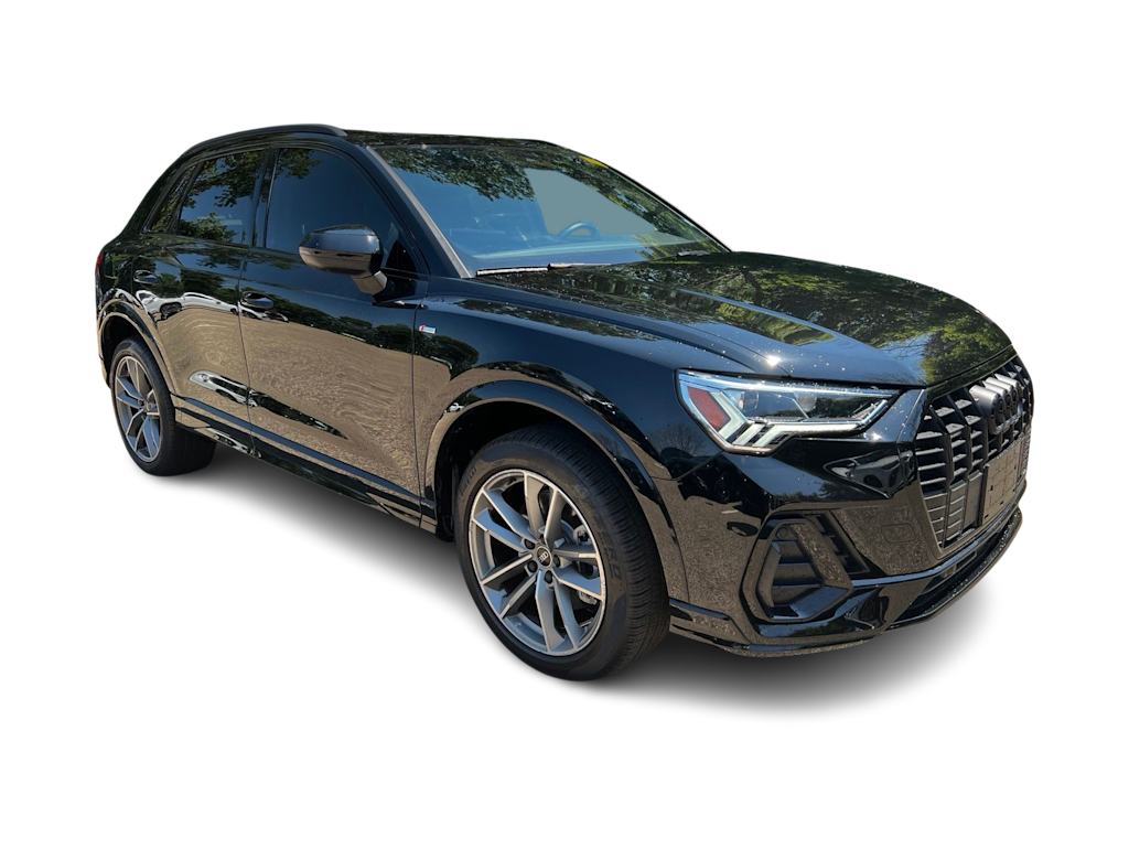 Thumbnail: 2023 Audi Q3 - 12