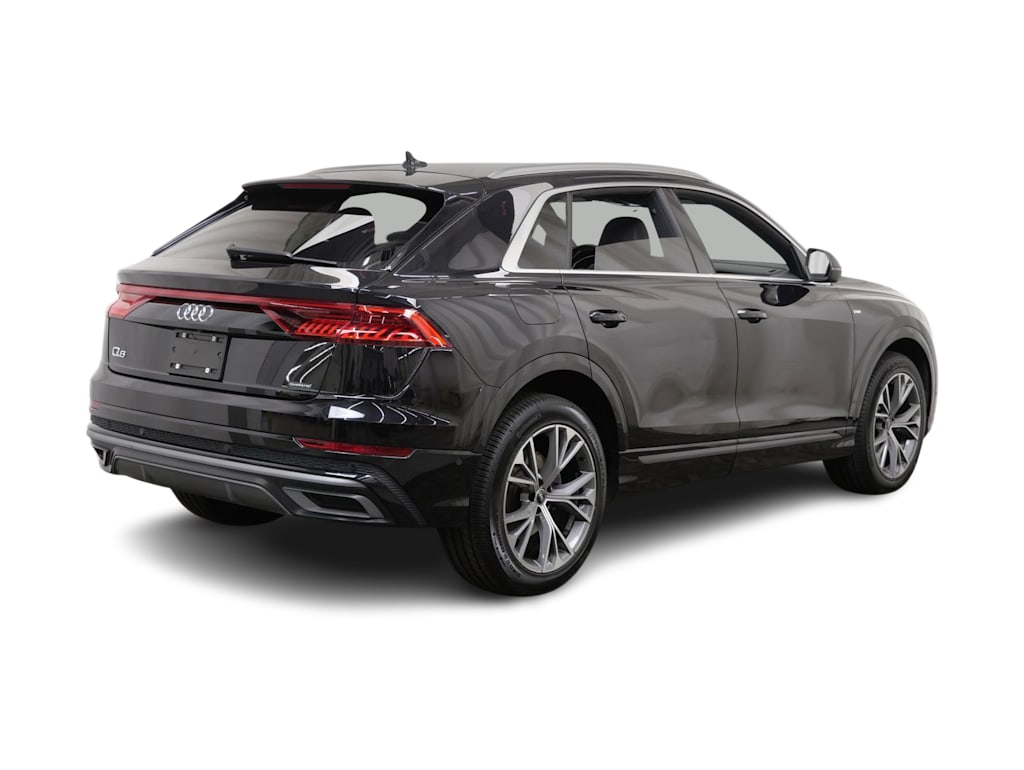 Thumbnail: 2021 Audi Q8 - 13