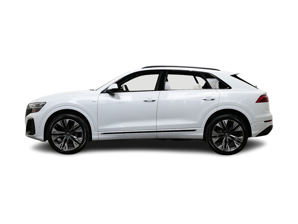 Thumbnail: 2026 Audi Q8 - 3
