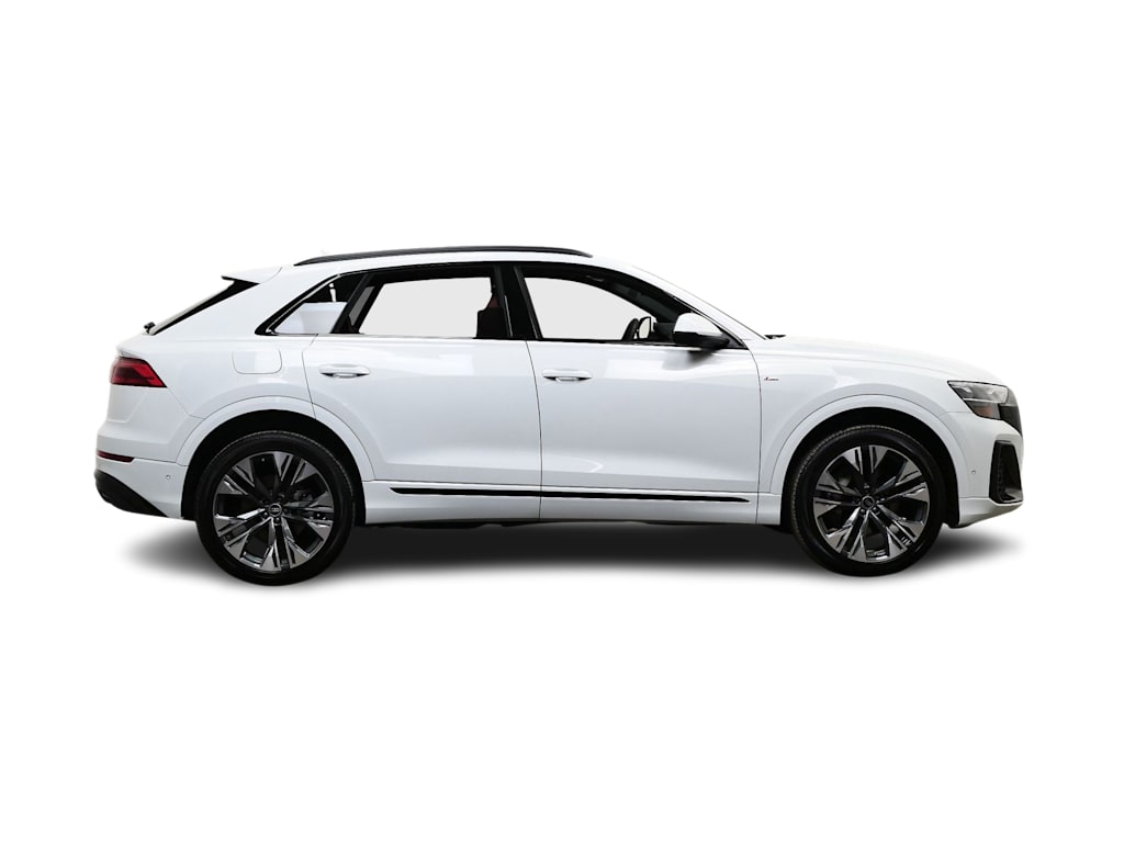 Thumbnail: 2026 Audi Q8 - 14