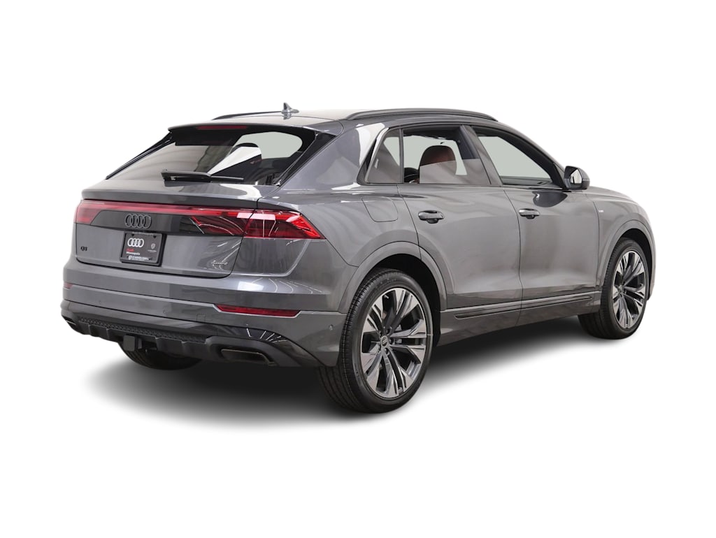 Thumbnail: 2026 Audi Q8 - 8