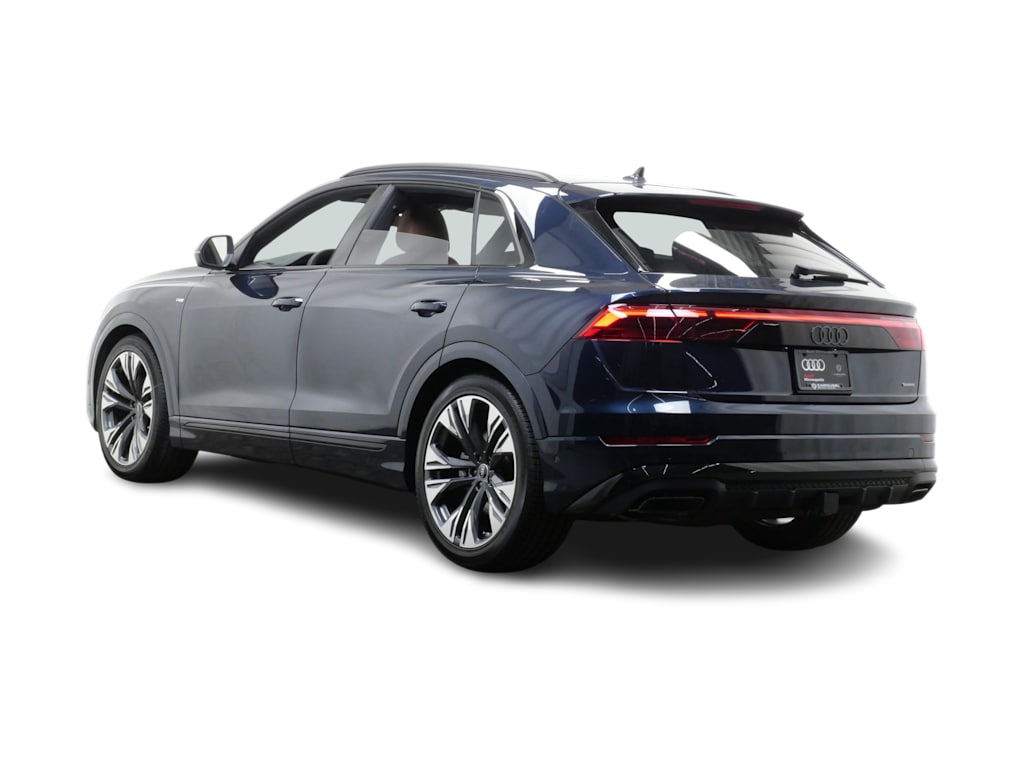 Thumbnail: 2026 Audi Q8 - 4
