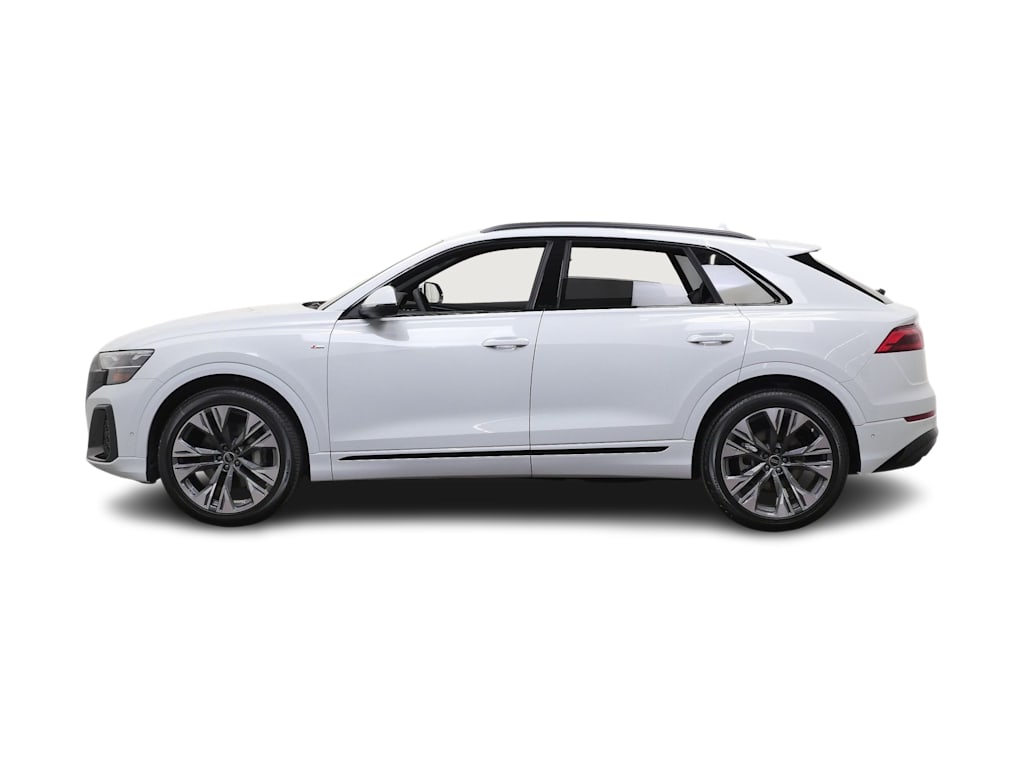 Thumbnail: 2026 Audi Q8 - 3