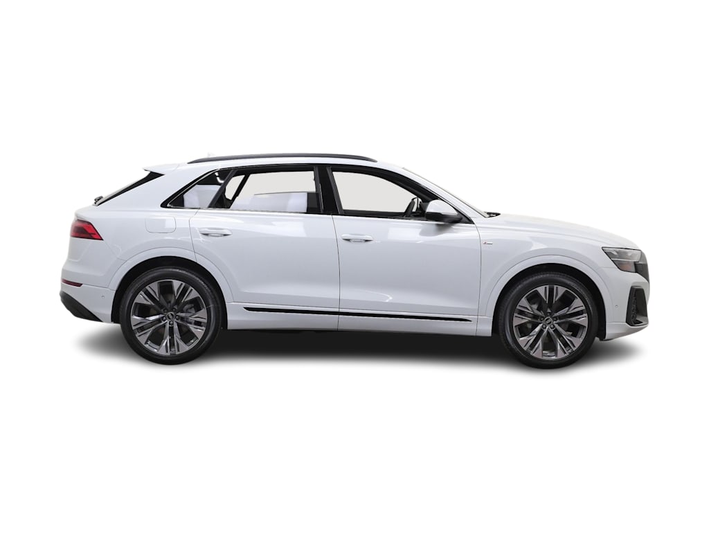 Thumbnail: 2026 Audi Q8 - 9
