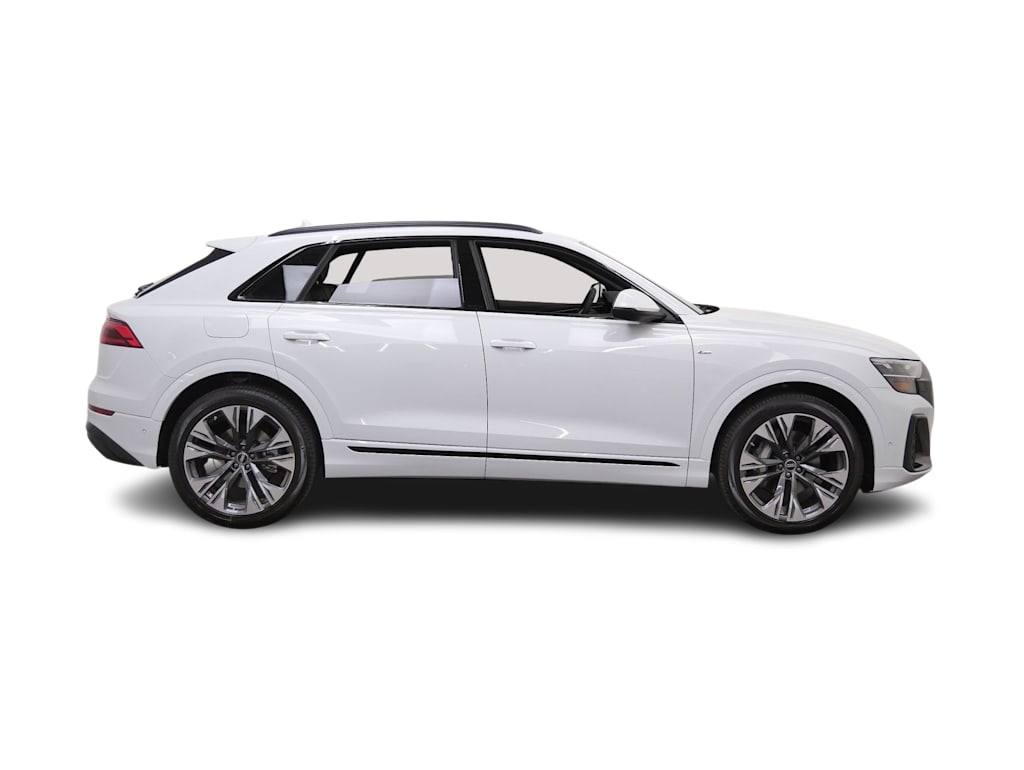 Thumbnail: 2026 Audi Q8 - 10
