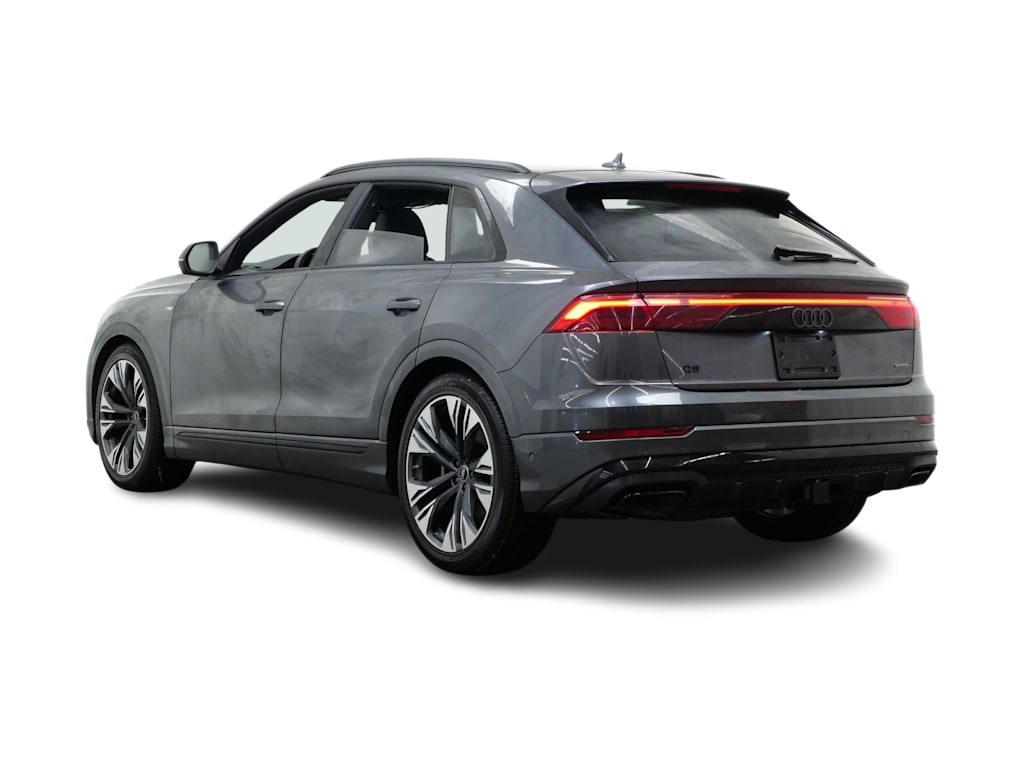 Thumbnail: 2026 Audi Q8 - 4