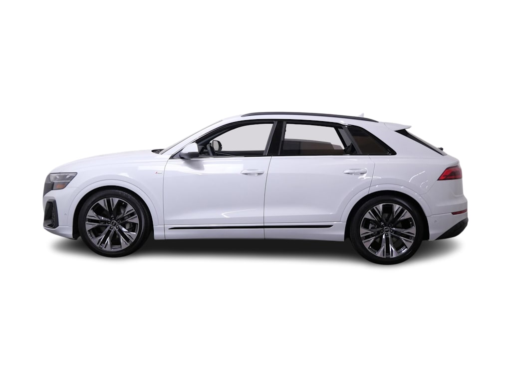 Thumbnail: 2026 Audi Q8 - 3