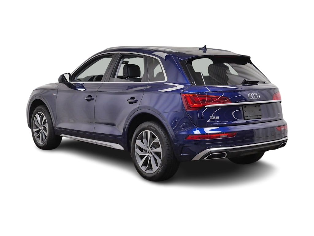 Thumbnail: 2023 Audi Q5 - 4
