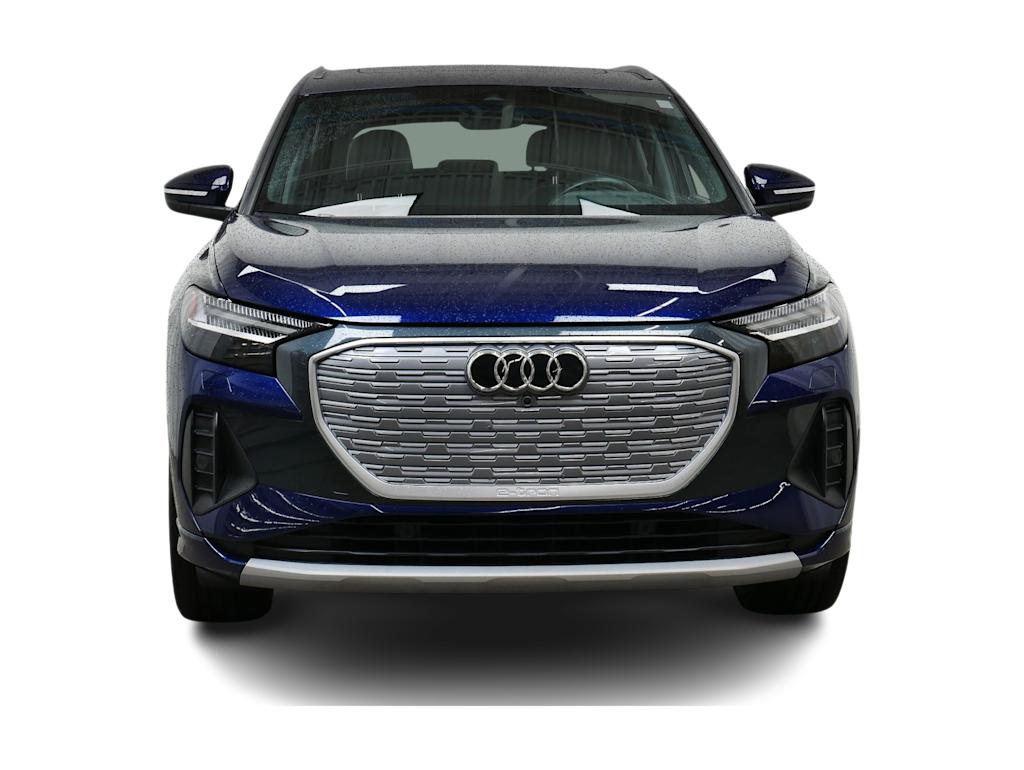 Thumbnail: 2022 Audi Q4 e-tron - 16