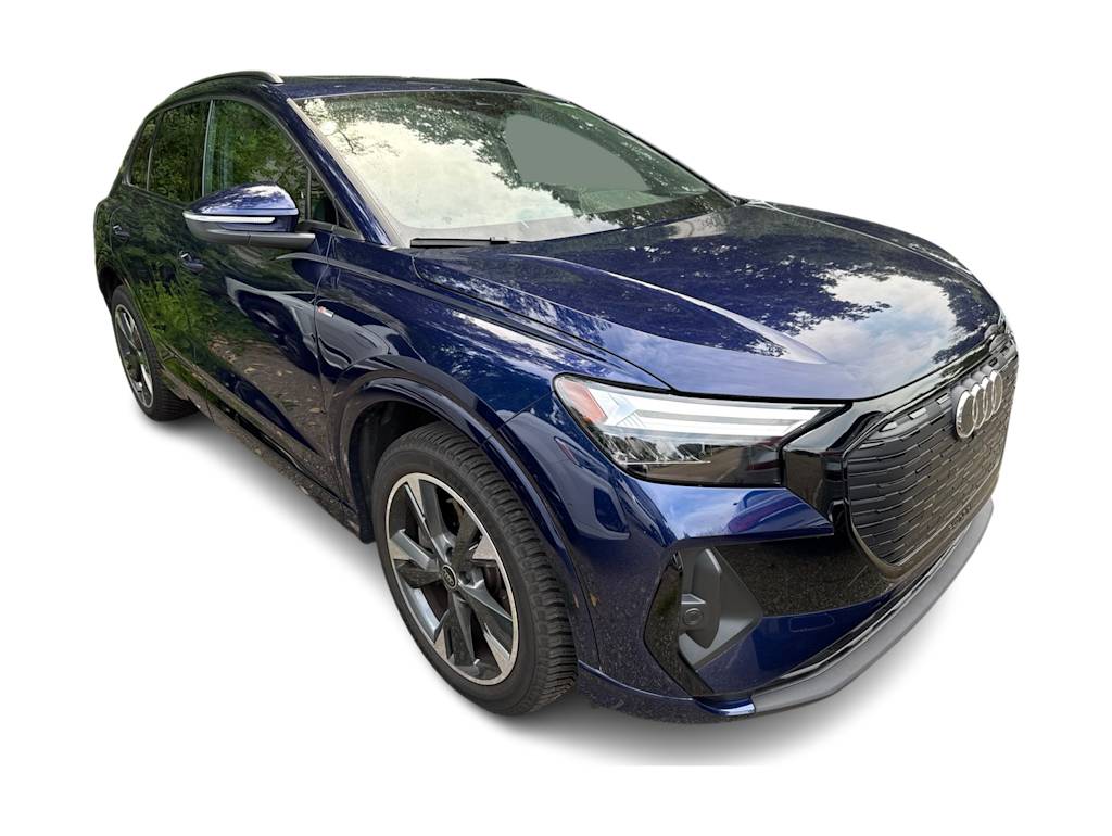 Thumbnail: 2023 Audi Q4 e-tron - 5