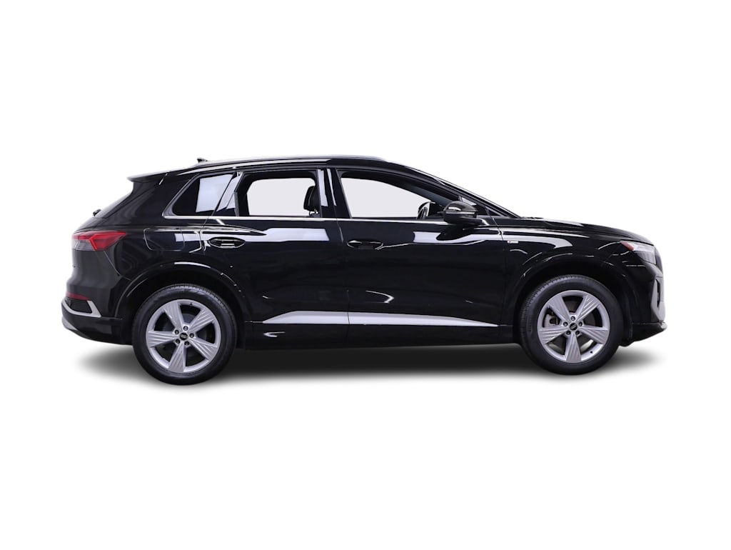 Thumbnail: 2024 Audi Q4 e-tron - 13