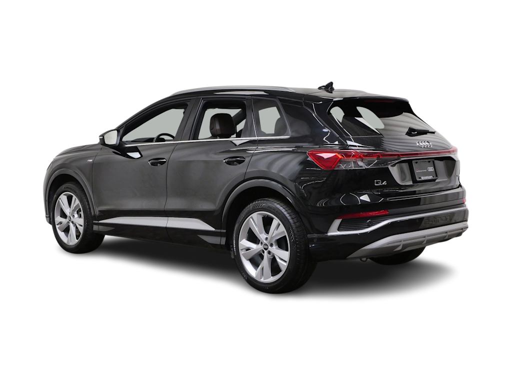 Thumbnail: 2023 Audi Q4 e-tron - 4