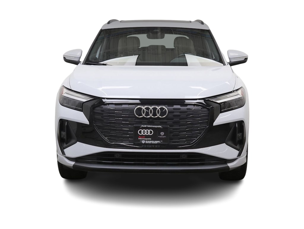 Thumbnail: 2023 Audi Q4 e-tron - 6