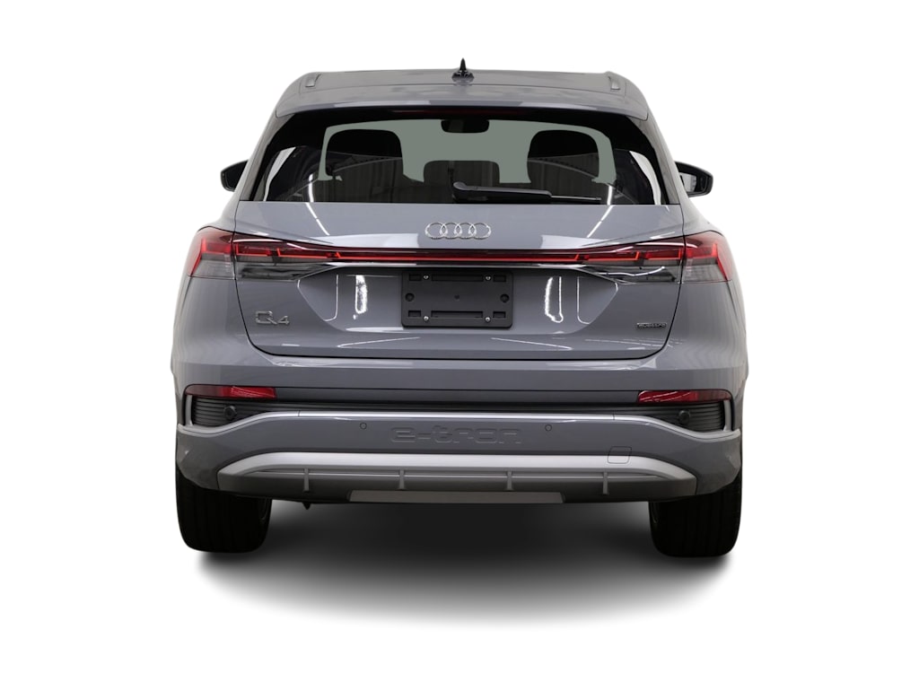 Thumbnail: 2023 Audi Q4 e-tron - 5