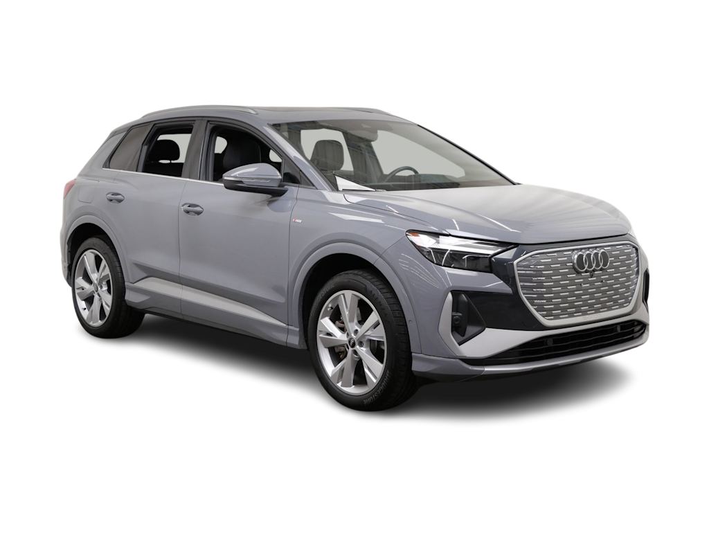 Thumbnail: 2023 Audi Q4 e-tron - 14