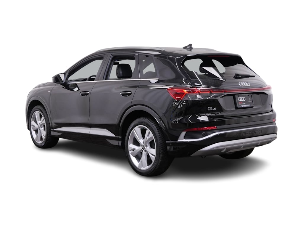 Thumbnail: 2023 Audi Q4 e-tron - 4