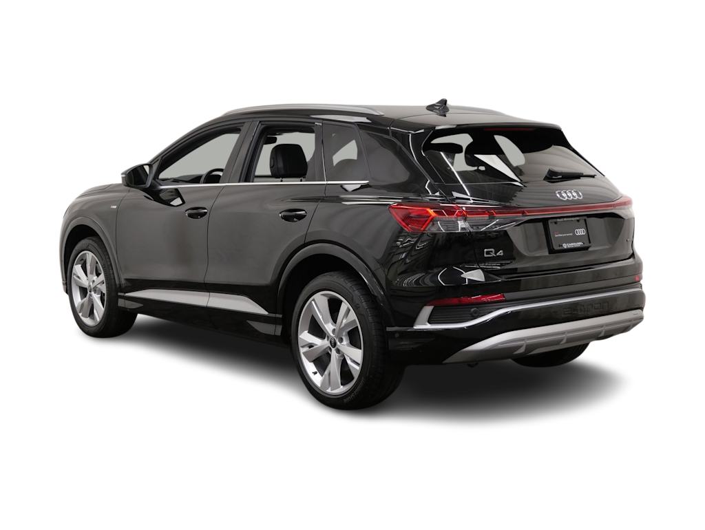 Thumbnail: 2023 Audi Q4 e-tron - 4