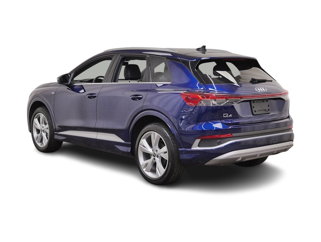 Thumbnail: 2023 Audi Q4 e-tron - 4