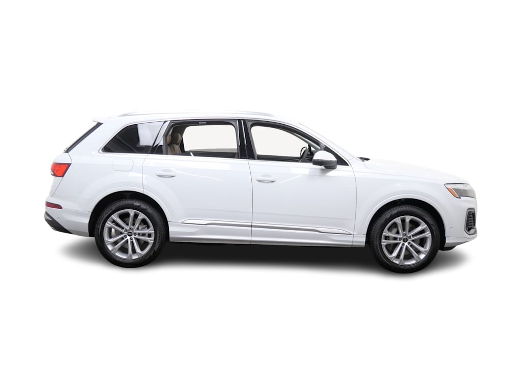 Thumbnail: 2026 Audi Q7 - 10