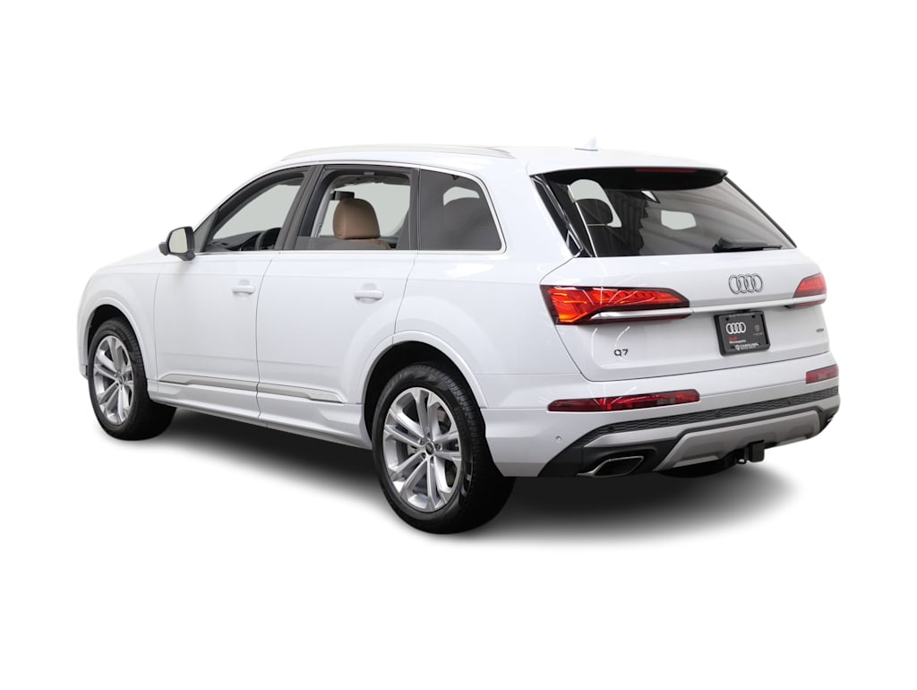 Thumbnail: 2026 Audi Q7 - 4