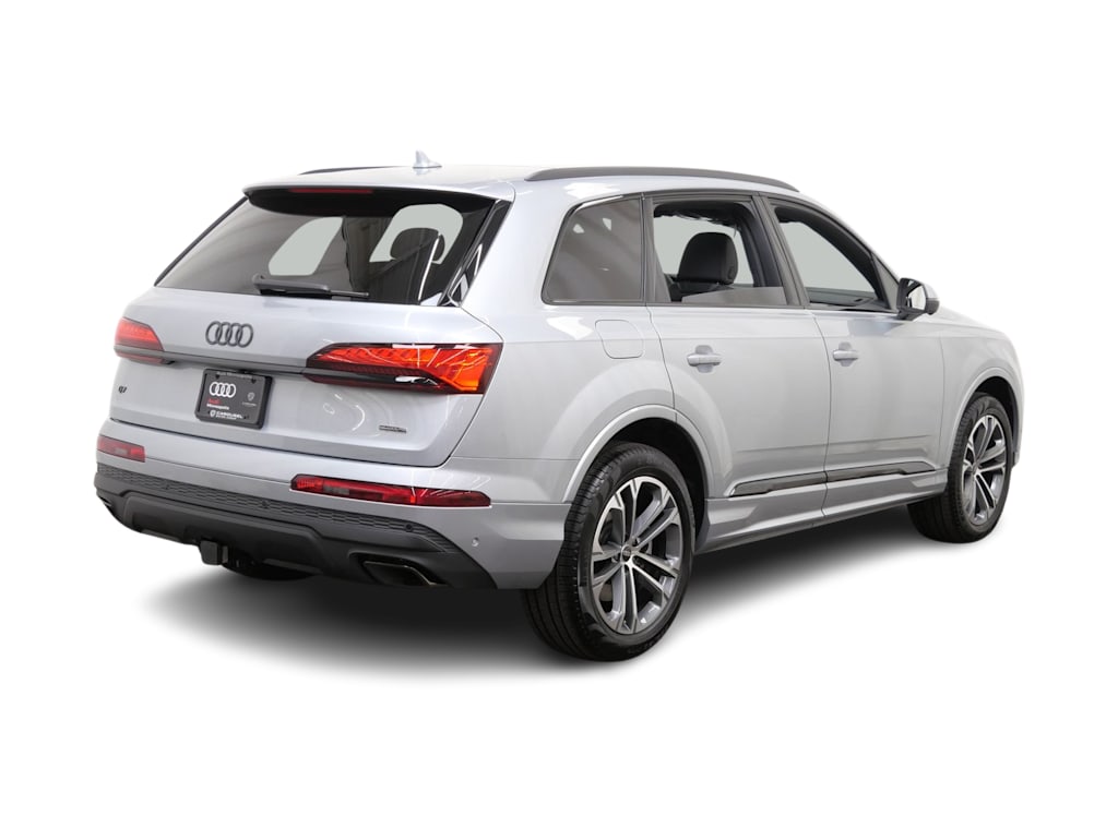 Thumbnail: 2026 Audi Q7 - 9