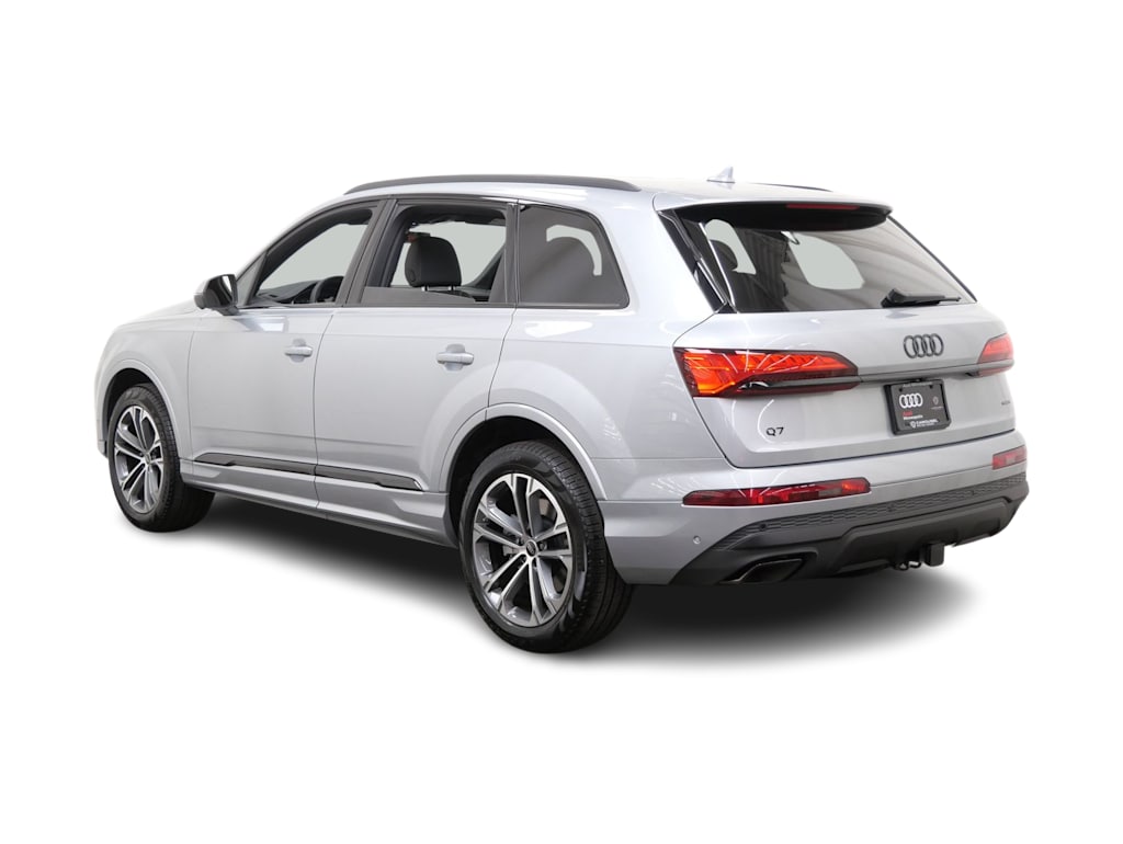Thumbnail: 2026 Audi Q7 - 4
