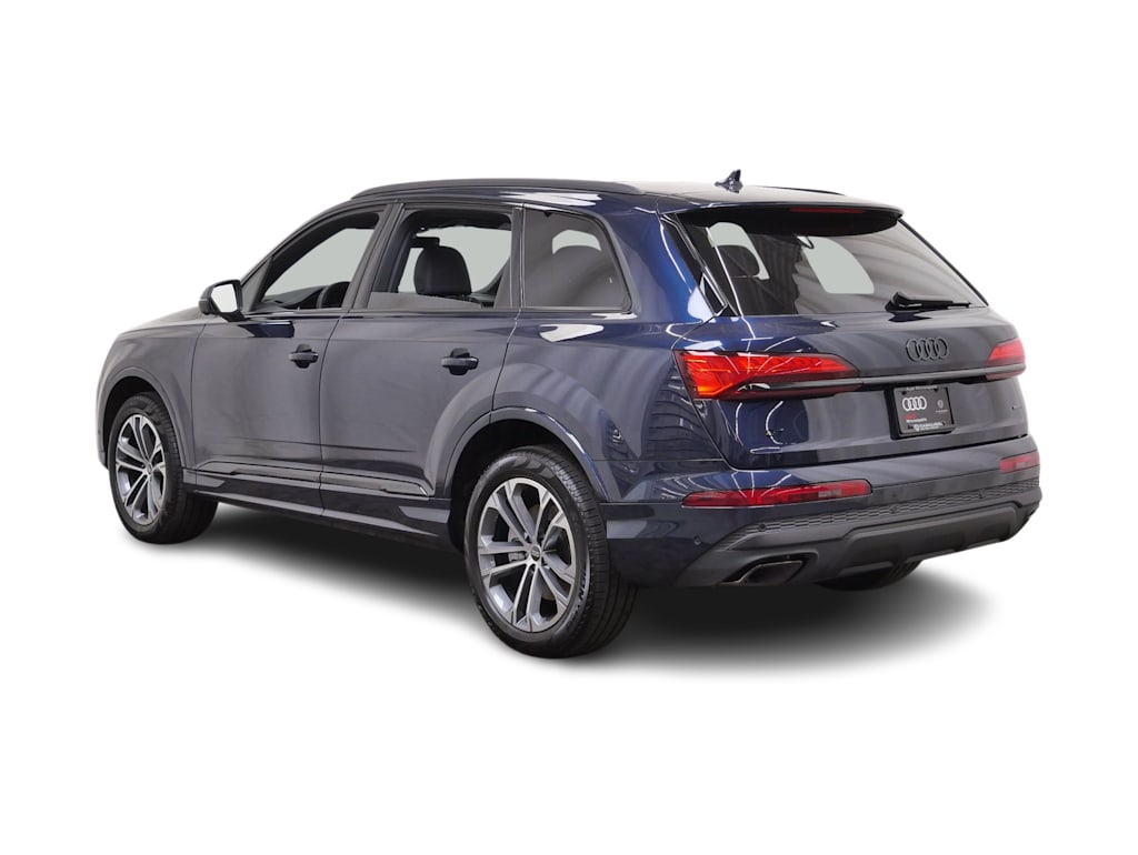 Thumbnail: 2026 Audi Q7 - 4