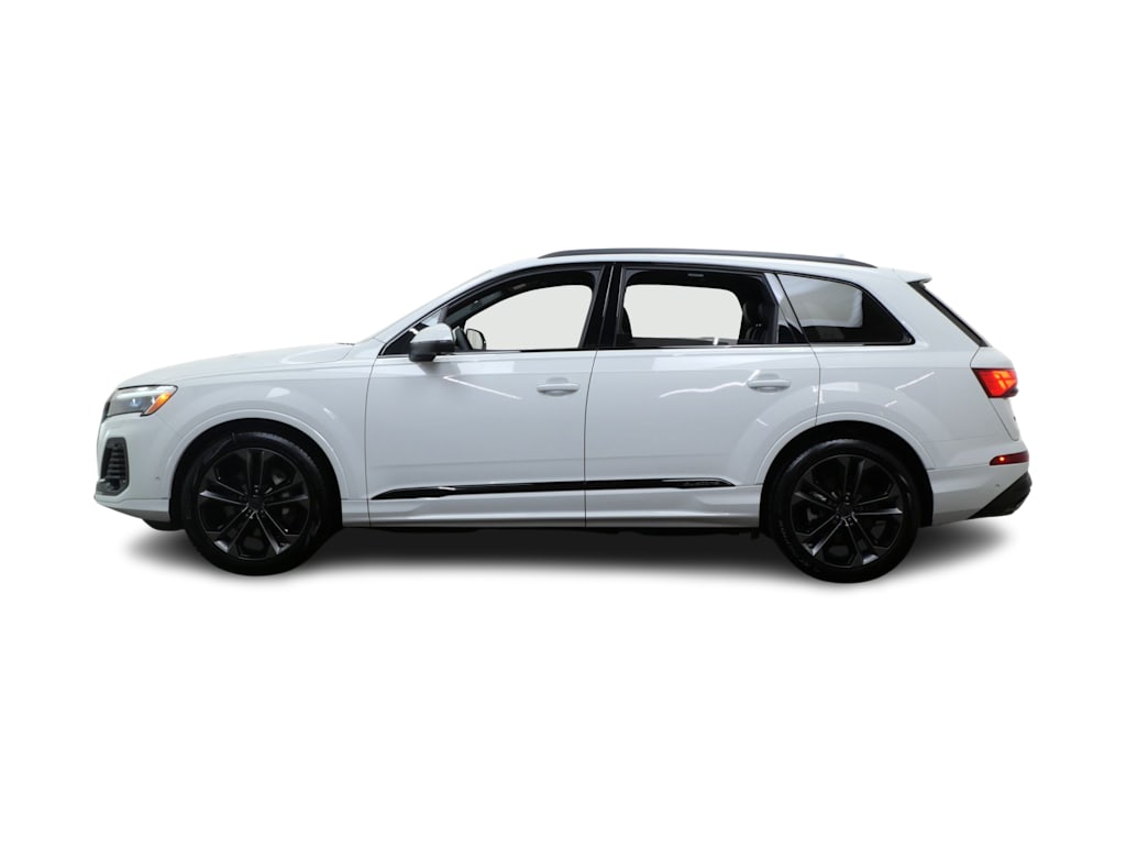 Thumbnail: 2026 Audi Q7 - 3